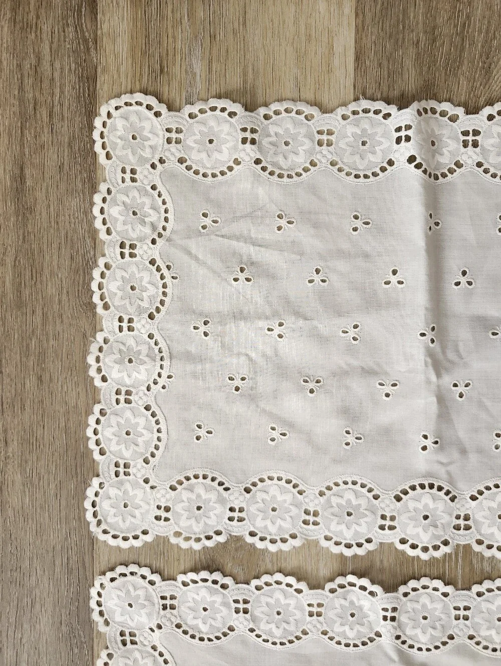 Vintage Lot of 3 Scallop Embroidered Napkins Placemats